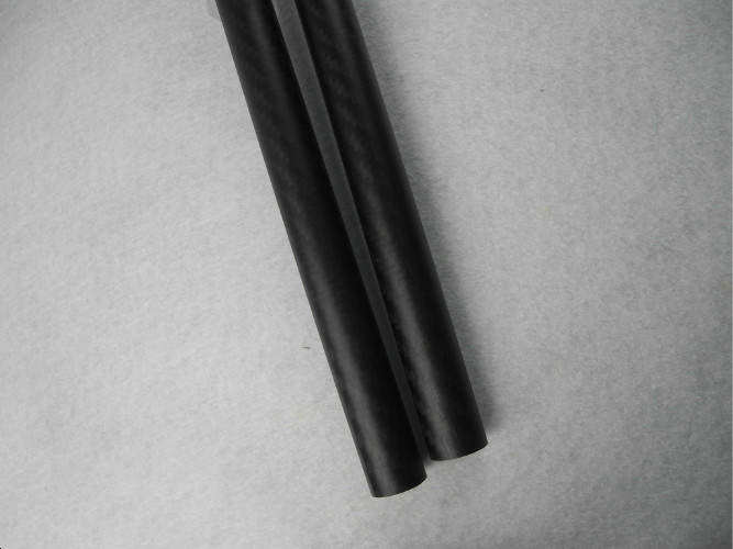 Cán Twill Matte OD * ID 16mm * 14mm Carbon Fiber Tube Được sử dụng để đua